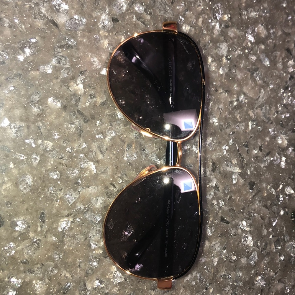 Gucci aviator sunglasses